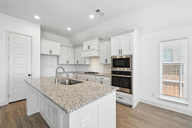 Building Photo - 1101 Briar Oak Ln