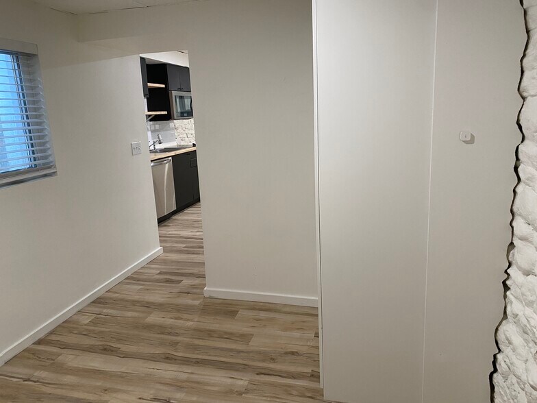 Building Photo - 1715 Locust St