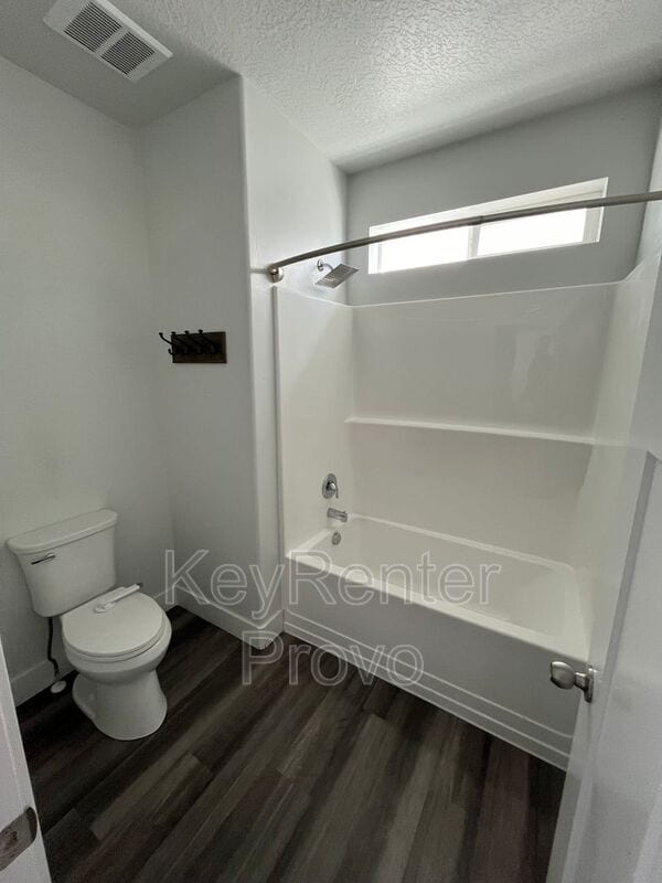Building Photo - 681 N 380 W