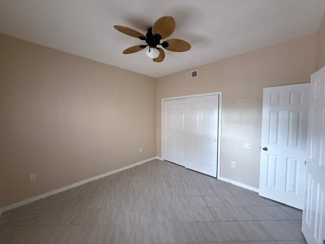 Building Photo - 4220 Central Sarasota Pkwy
