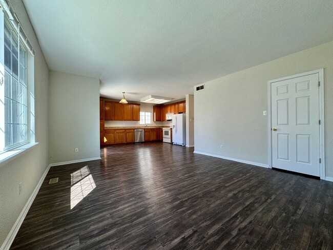 Building Photo - Newly updated 3 bedroom home in Commerce C...