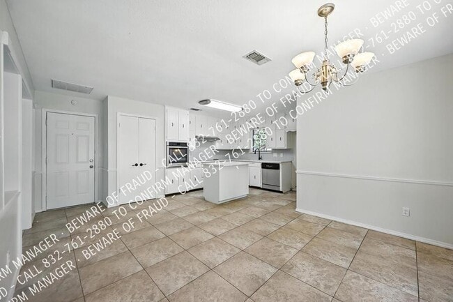 Building Photo - 8109 Starnes Rd