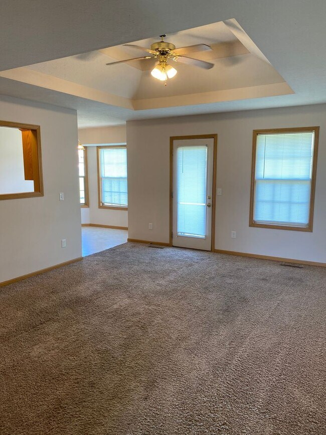 Building Photo - 124 Arrowhead Rd