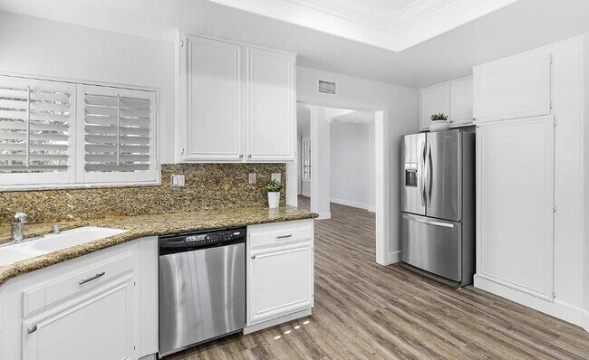 Building Photo - EXPERIENCE THE SOLITUDE OF TURTLE ROCK VILLAGE —3 Bedroom/2 Bath Condo