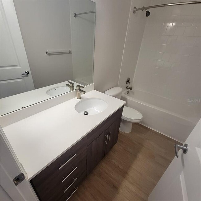 Building Photo - 6515 Brook Village Cove