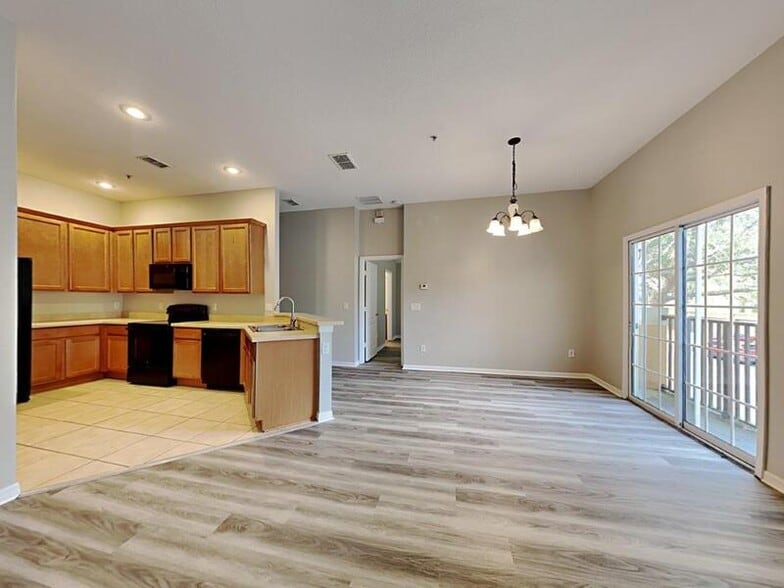 Building Photo - 2310 Little Gem Loop