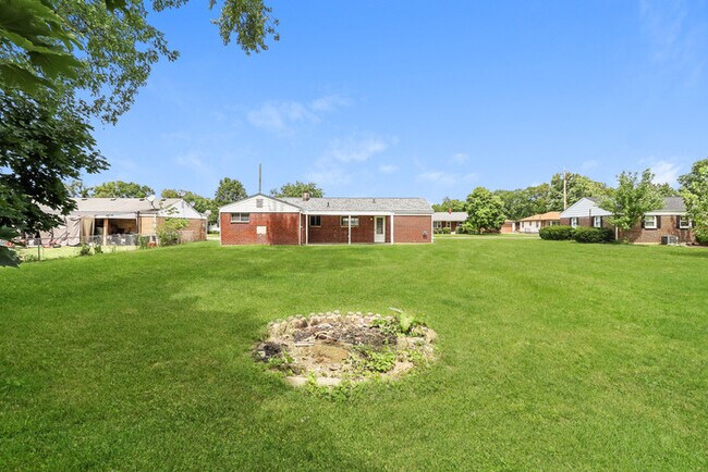 Building Photo - Great 3 Bedroom in Fairfield