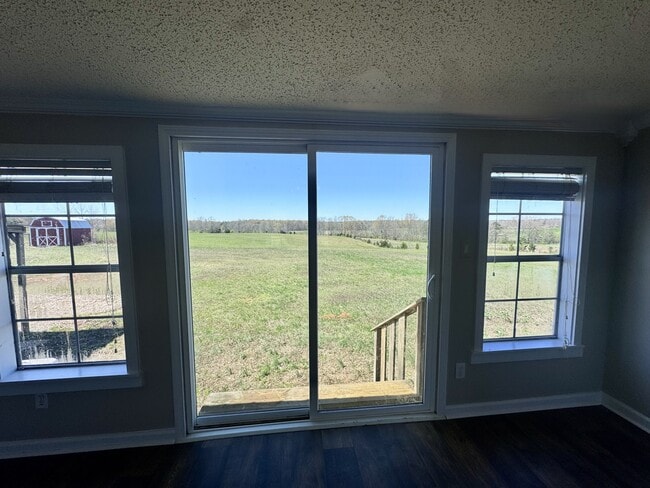 Building Photo - 3690 Old Airport Rd