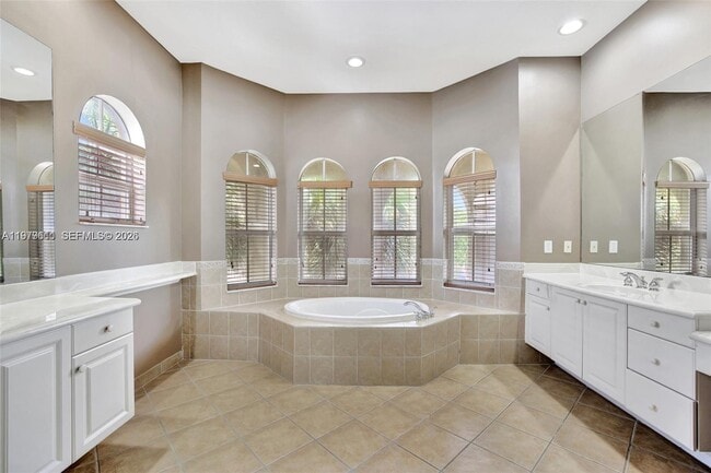 Building Photo - 15835 SW 51st St