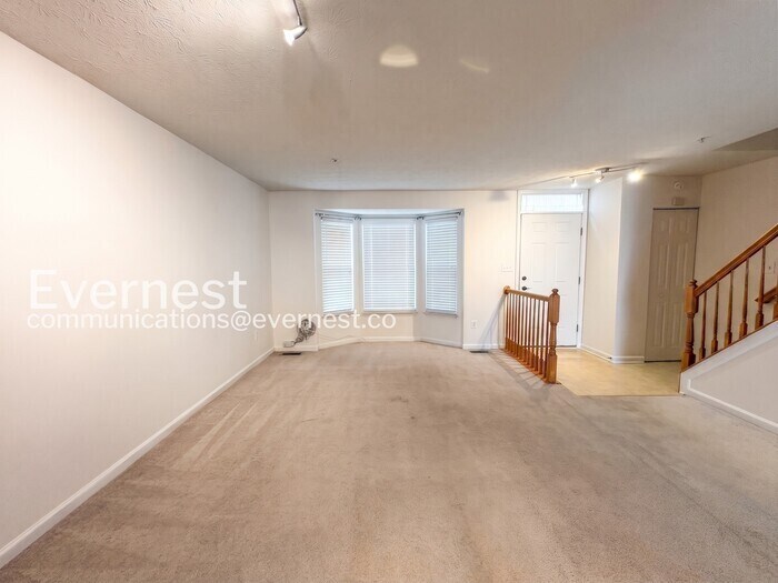 Building Photo - 6504 Tapwood Ct