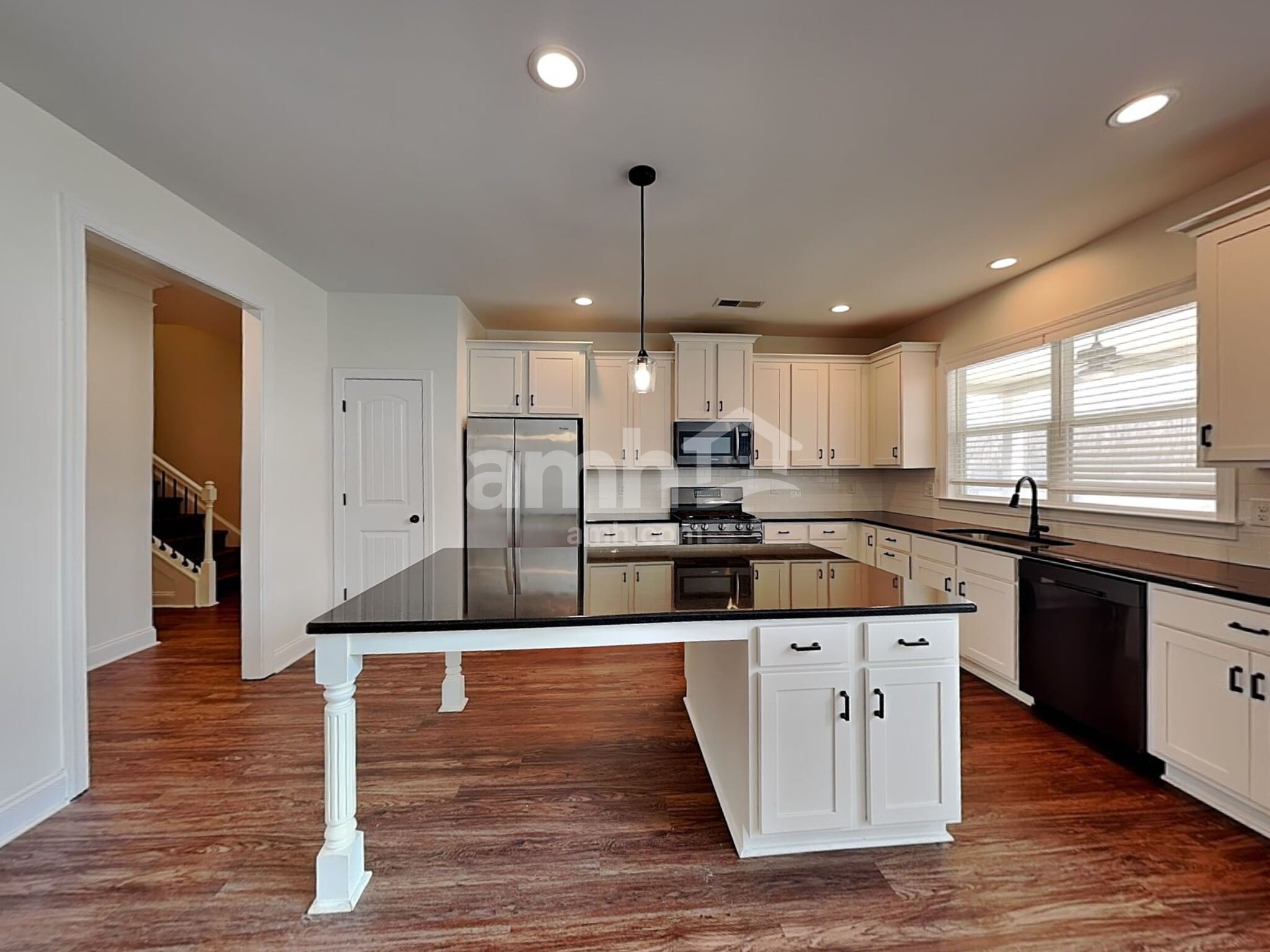 Building Photo - 776 Somersby Dr