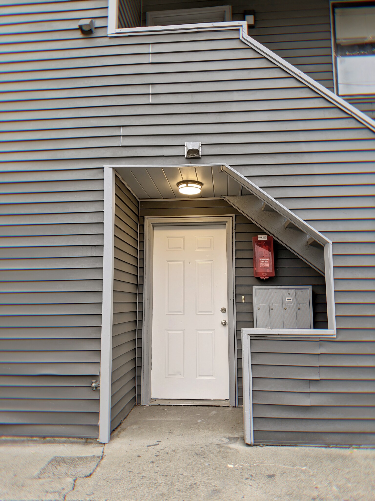 Building Photo - 8436 Delridge Way SW