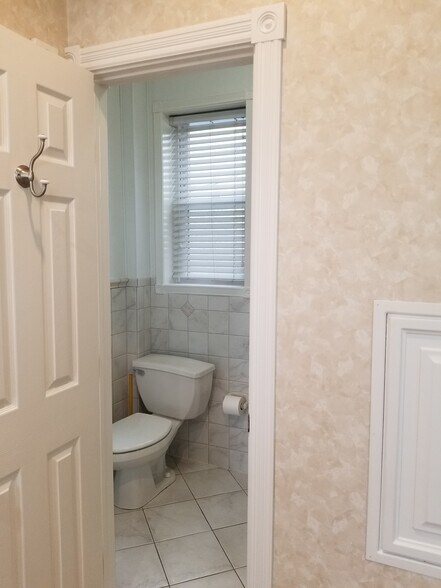 Bathroom - 2342 S Broad St