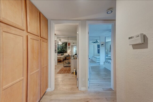 Building Photo - 510 Calle Montecito