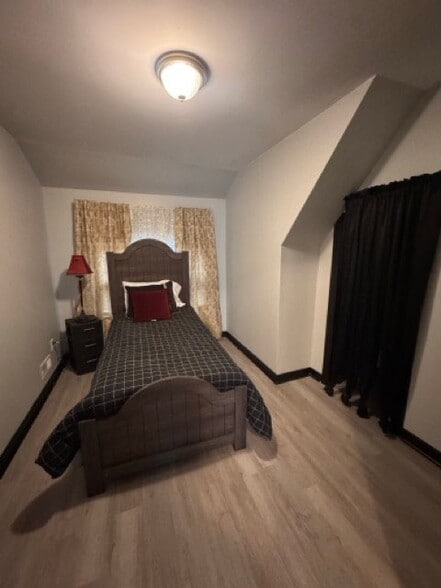 Building Photo - 16261 Tuller St