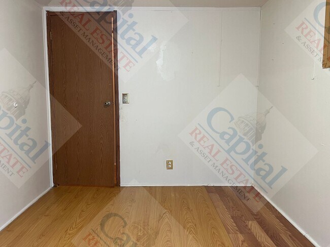 Building Photo - Quiet Country Manufactured Home