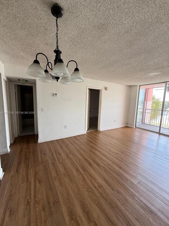 Building Photo - 19715 SW 114th Ave