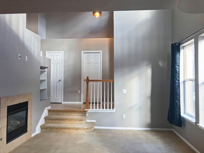 Building Photo - Dream Location! Attached 2 Car Garage!