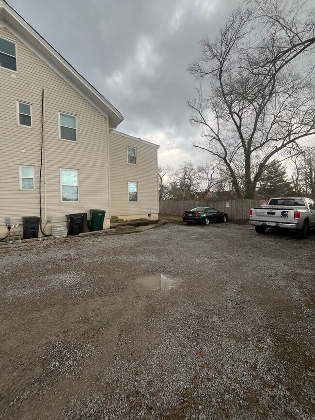 Building Photo - 4805 Eastern Ave