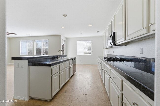 Building Photo - 3024 Tournament Dr