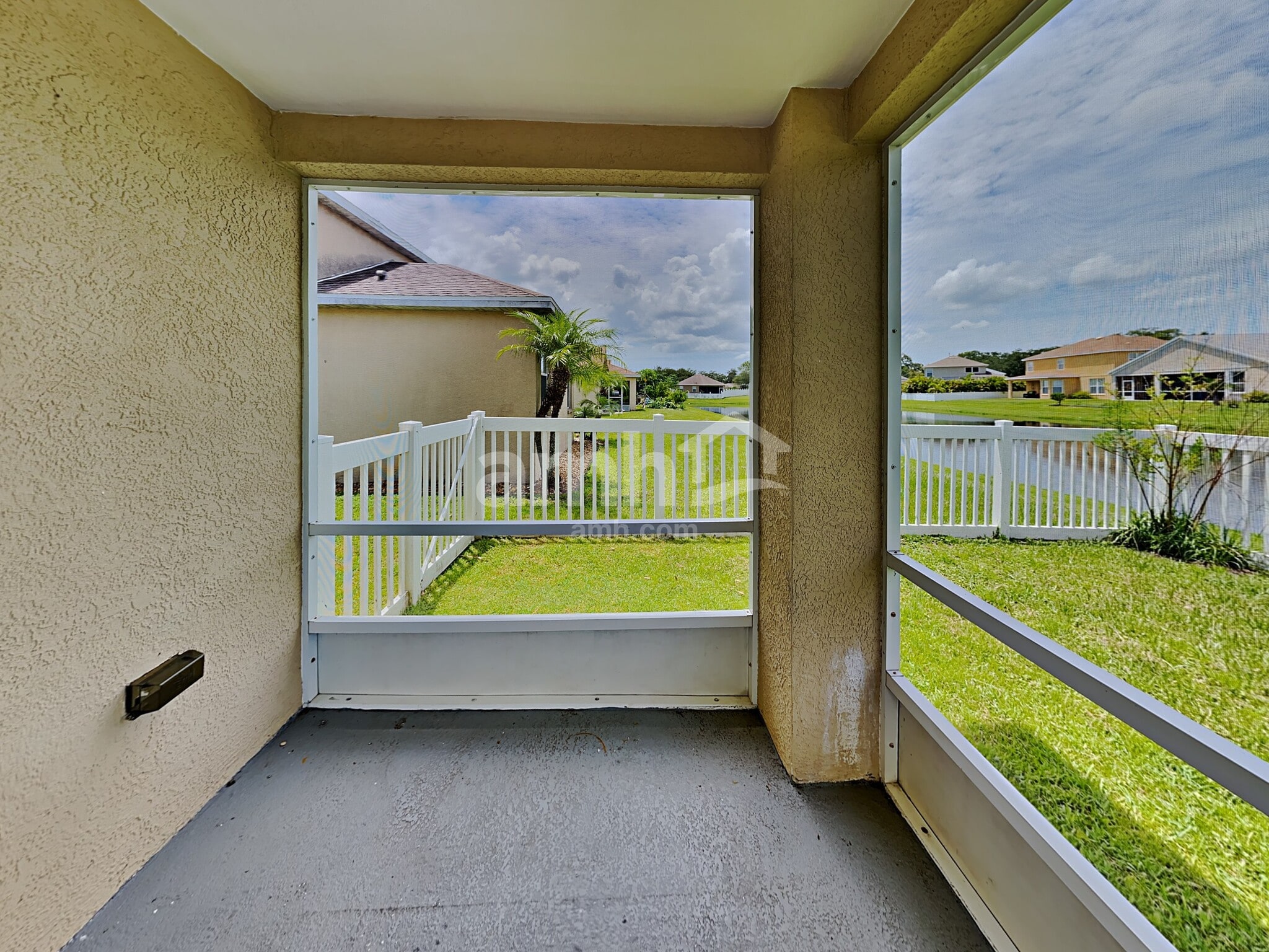 Building Photo - 10126 41st Ct E