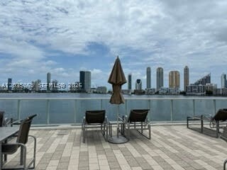 Building Photo - 3000 Island 603 Is