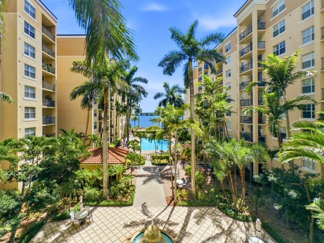 Building Photo - 1801 N Flagler Dr