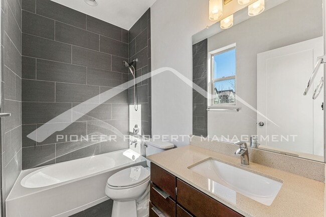 Building Photo - 6996 W Alaska Dr