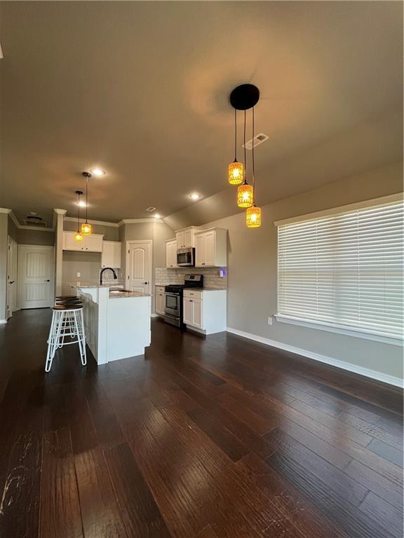 Building Photo - 4608 W Wales Dr