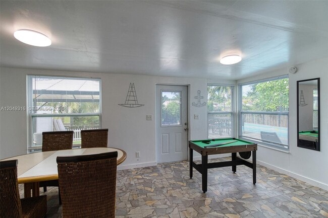 Building Photo - Grant Street, Hollywood, FL 33021 - 3 BR 2 BA house