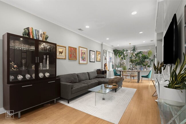 Building Photo - 2052 N Campbell Ave