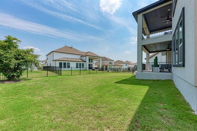 Building Photo - 5028 Olimpico Wy