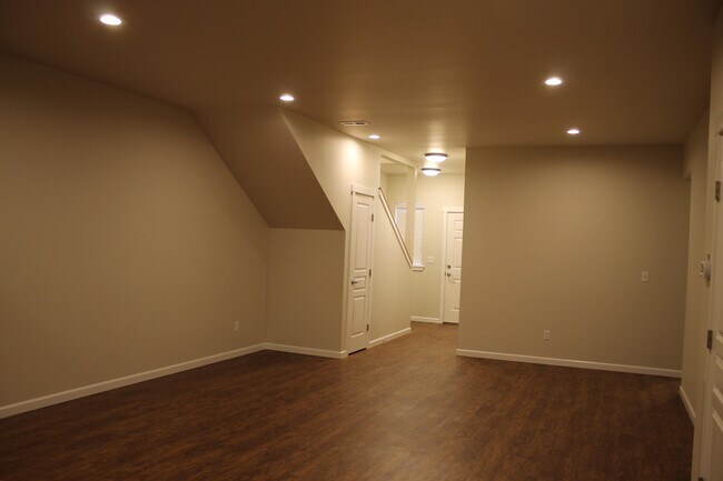 Building Photo - 2238 Sedge St