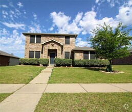 Building Photo - 1412 Primrose Ln