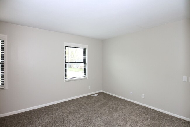 Building Photo - Beautifully Renovated Carmel Home!