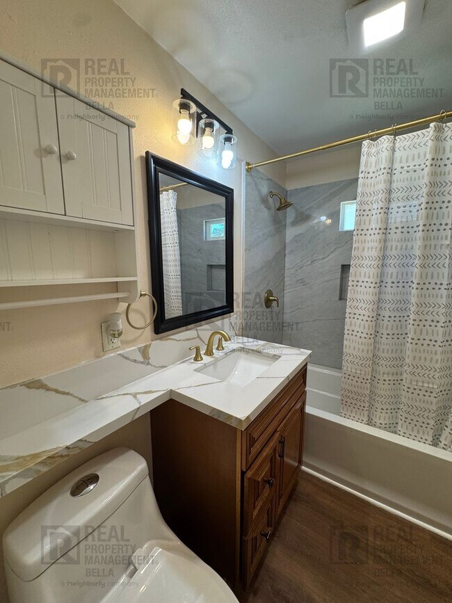Building Photo - Charming, Updated, and Move-In Ready — A L...