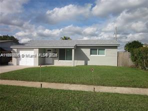 Primary Photo - 7571 Pierce St