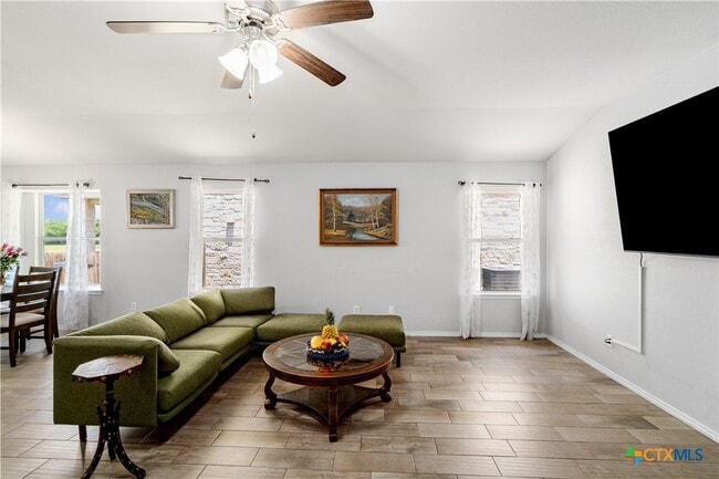 Building Photo - 5634 Stonehaven Dr