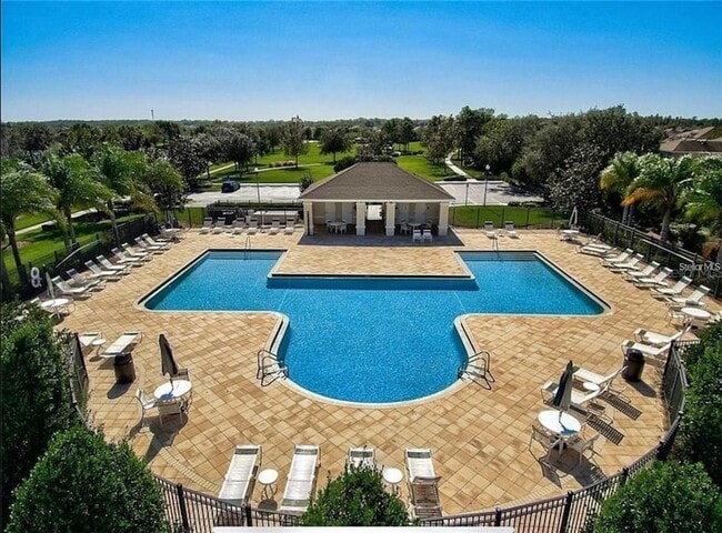 Building Photo - 10663 Pictorial Park Dr