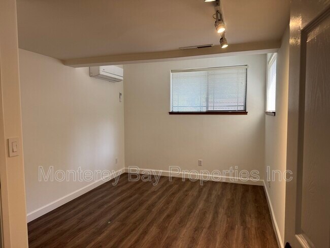 Building Photo - 158 Olive Springs Rd