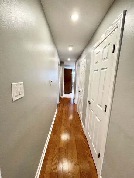 Building Photo - 5755 S Meade Ave