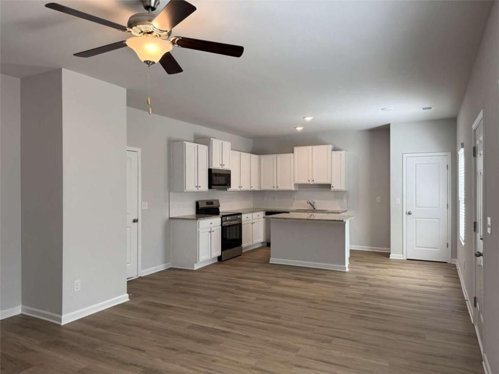 Building Photo - 111 Woodside Ct