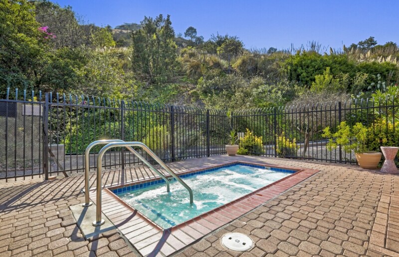 Building Photo - 6708 Hillpark Dr