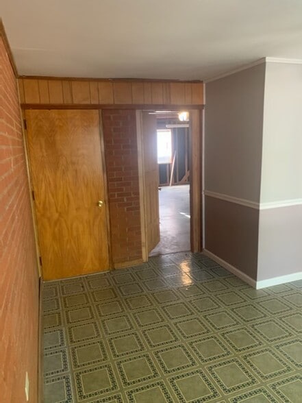 Building Photo - 7631 Glencannon Dr