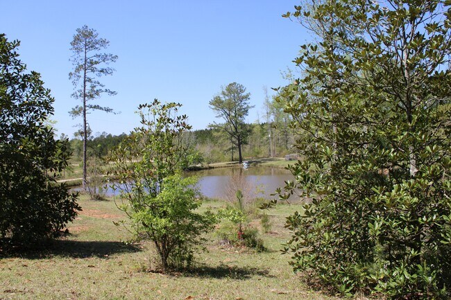 Building Photo - 818 W Grantville Rd