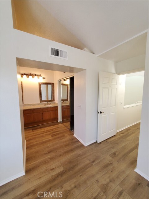 Building Photo - 18269 Peters Ct