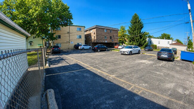 Building Photo - 1130 Dunlop Ave