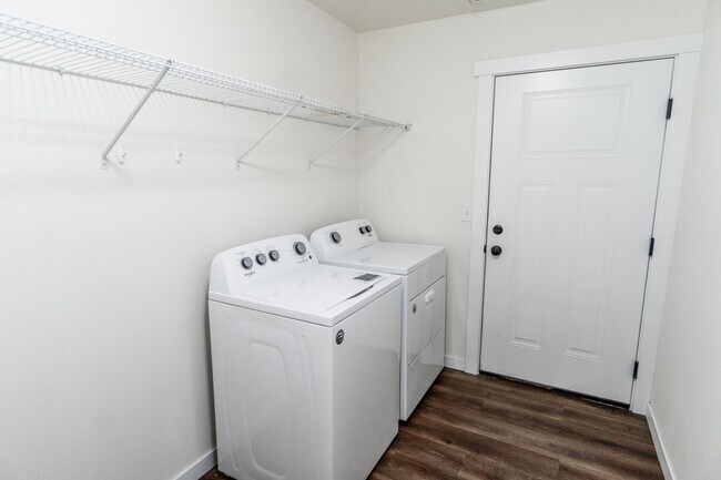 Building Photo - Beautiful Single Family Home In Cheney!!