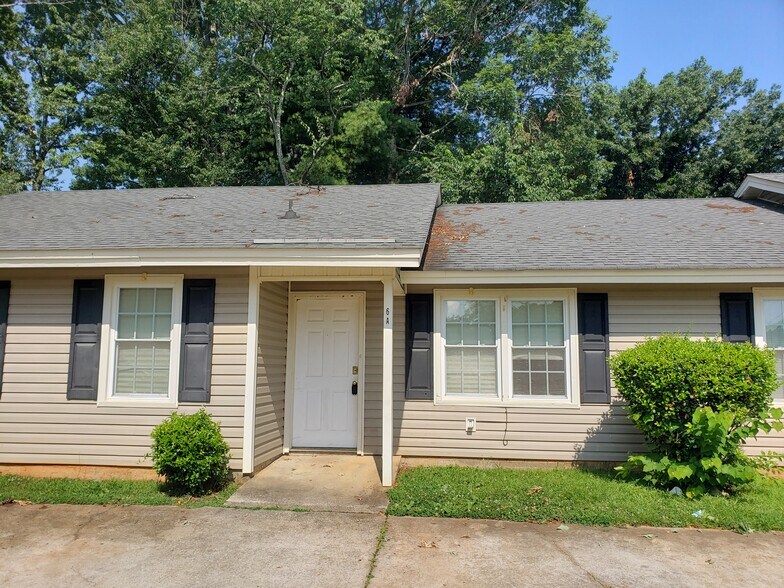Primary Photo - 6A Hallcox St