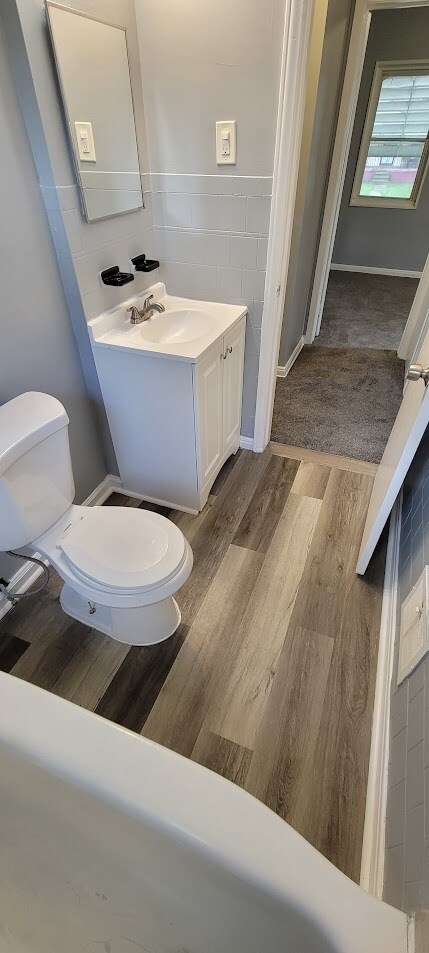 Building Photo - 1612 S Liddesdale St